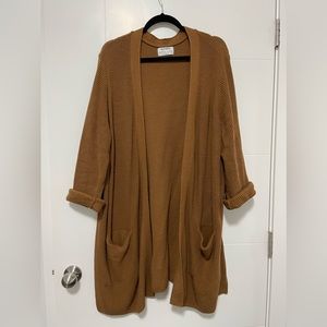 Old Navy camel-coloured cardigan